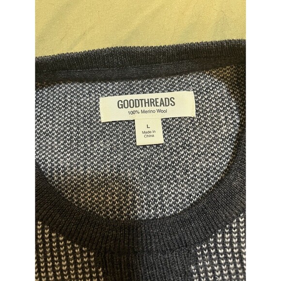 Good Threads Men’s Blue and White 100% Merino Wool Crew Neck Sweater Size L - Picture 2 of 6